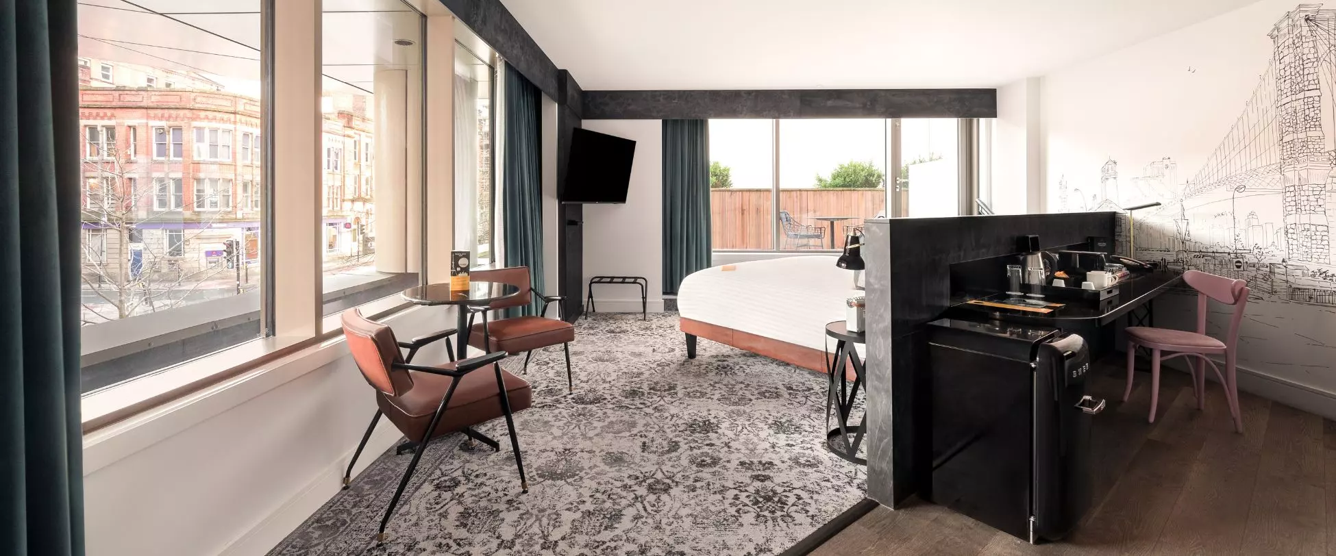 voco® manchester bedroom.